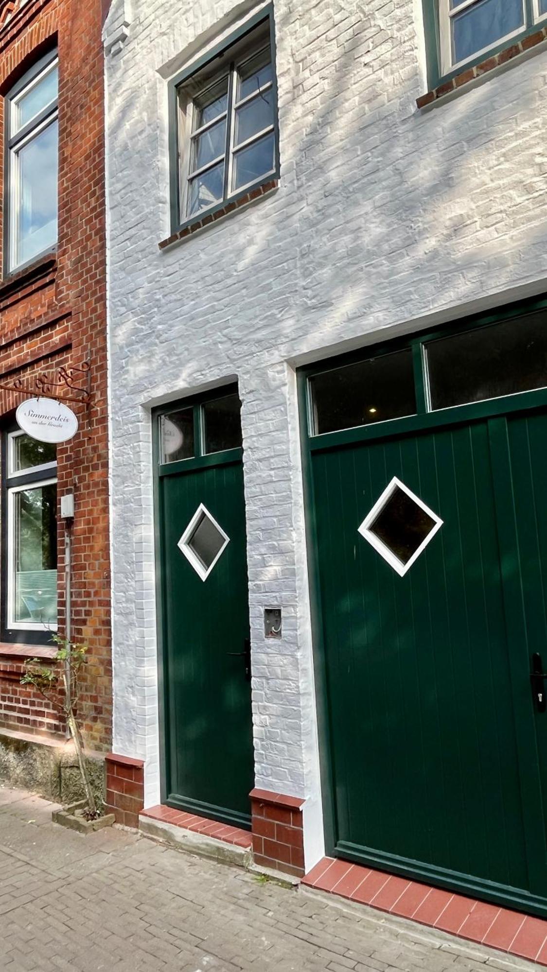 Loftwohnung 2 Simmerdeis An Der Gracht Friedrichstadt Exterior foto